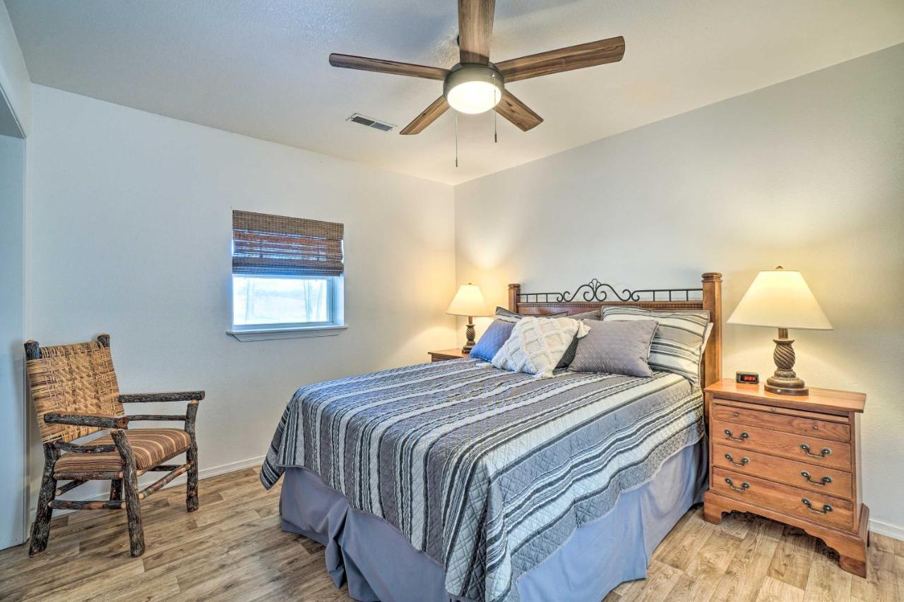 Relaxing Rural Harrison Home - 11 Mi To Town Luaran gambar